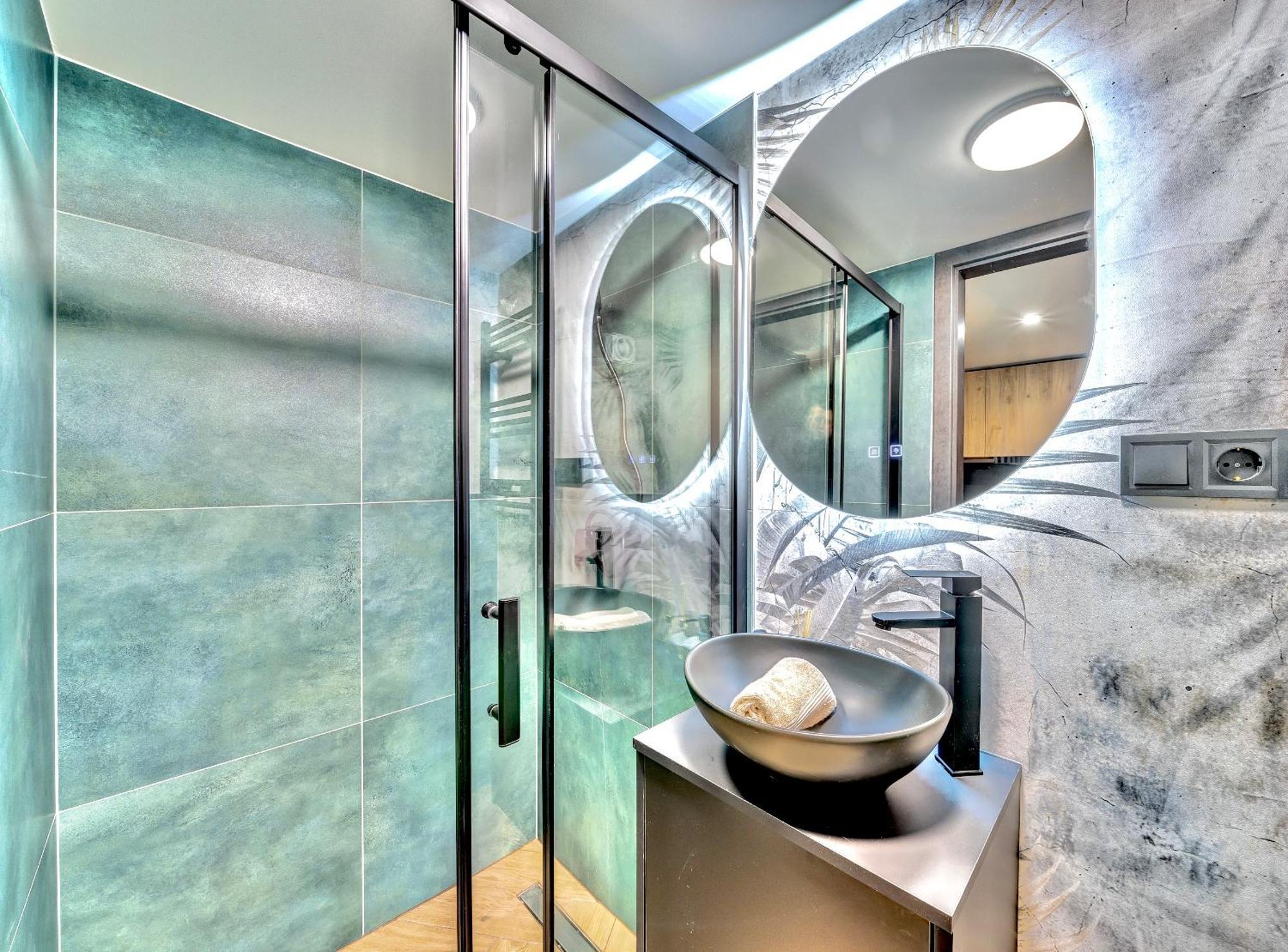 Central Luxe Studio — Photos 1